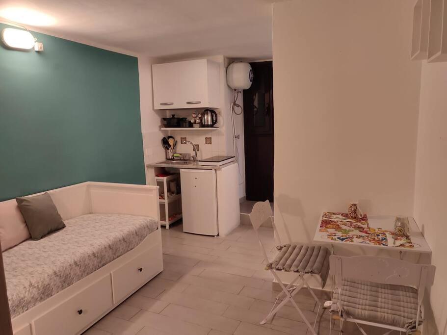 Loft Palermo: Cathedral Small Apartment Exterior photo